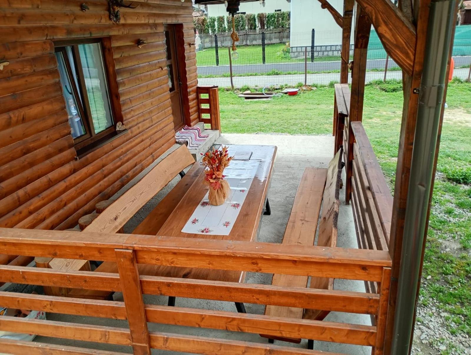Casuta Adelina Borsa Villa Exterior foto